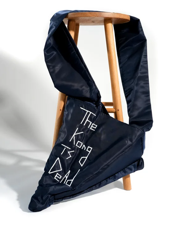 Look 1 Triangle Bag