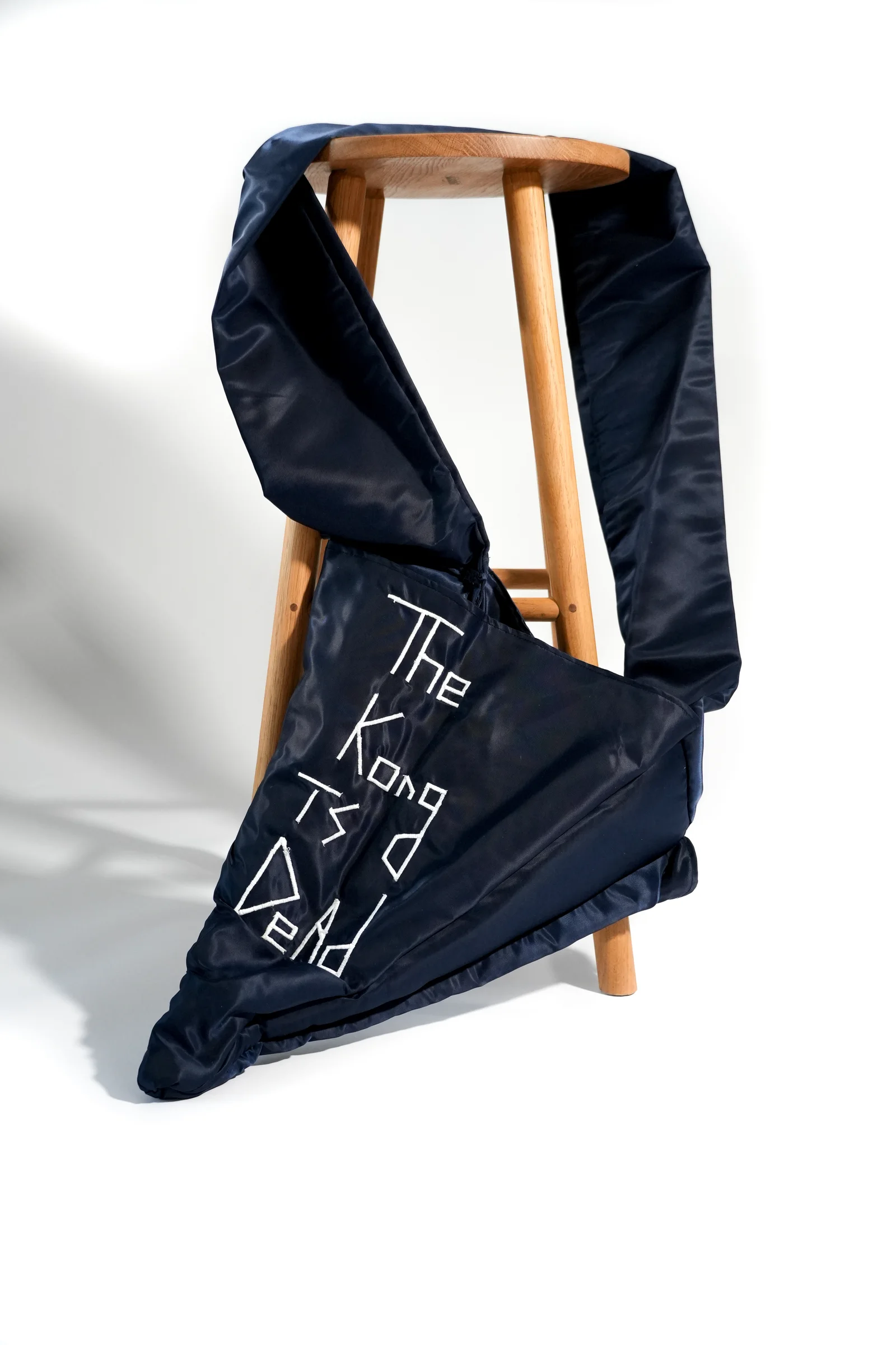 Look 1 Triangle Bag