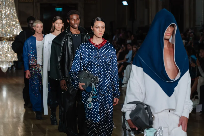 FlairFashion_SS27_Runway1_by_ MarcusHartelt_for_LFW_132