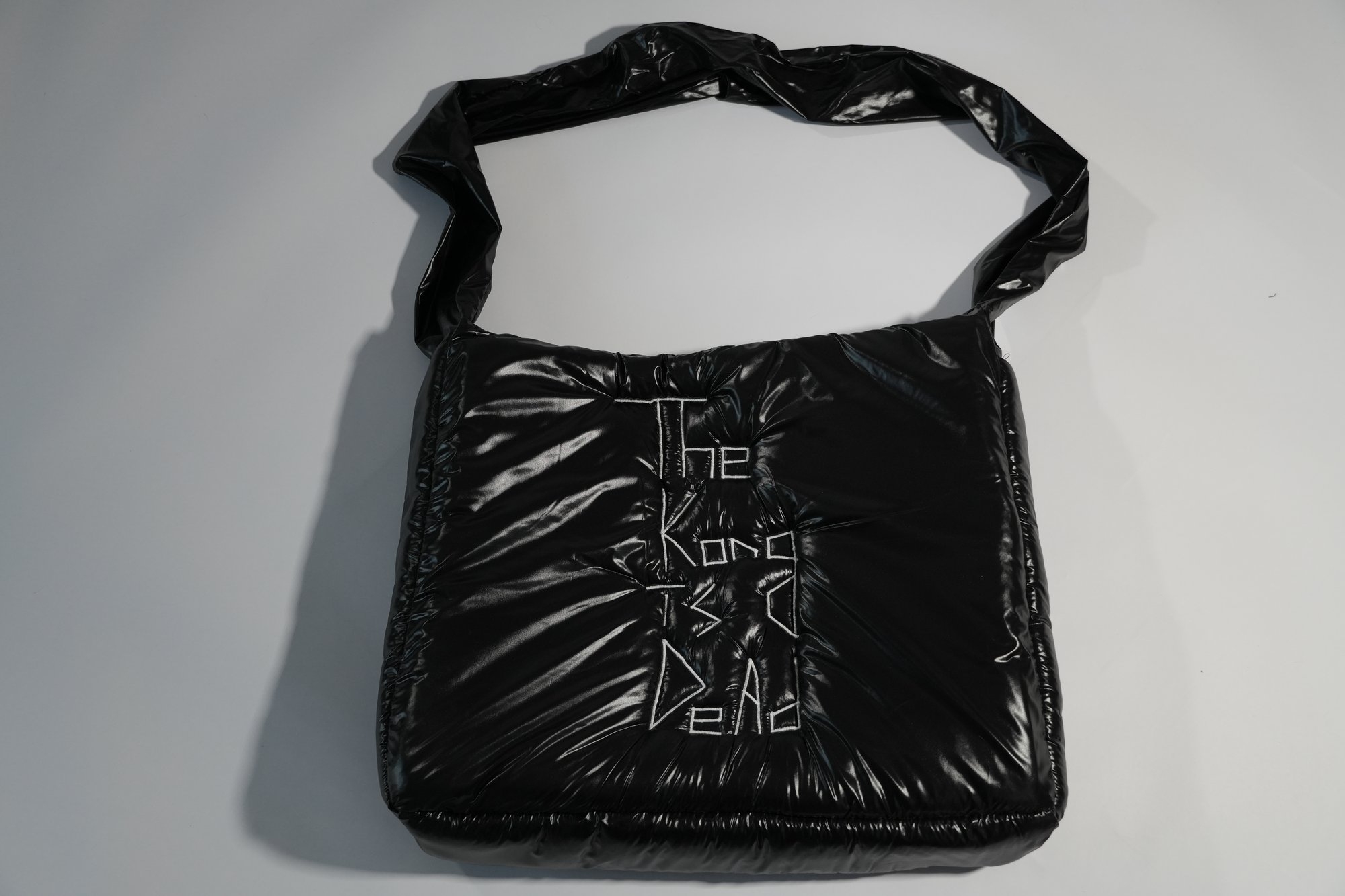 {{ piece.product_name }}