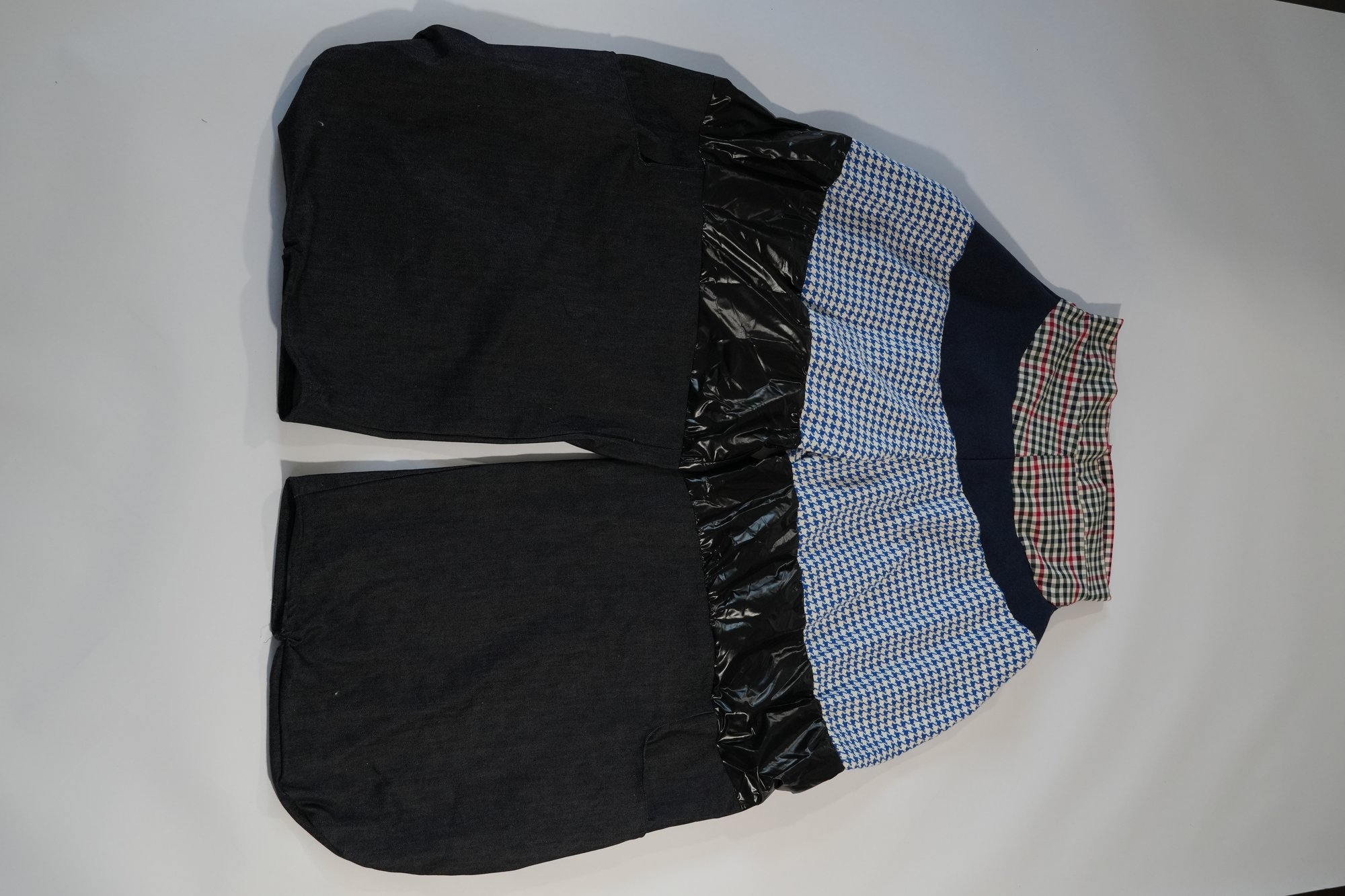 {{ piece.product_name }}