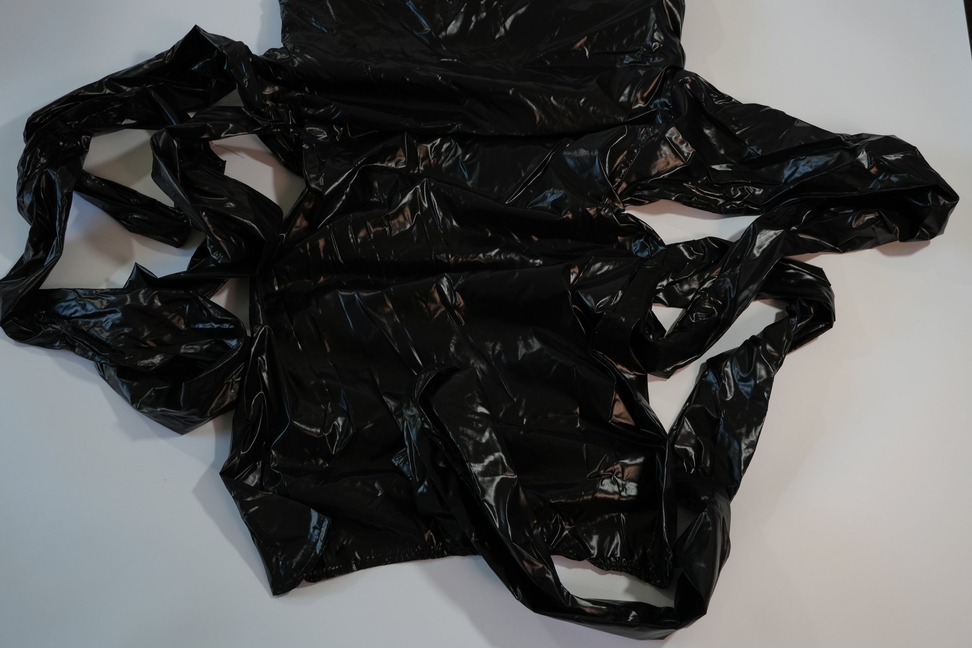 {{ piece.product_name }}